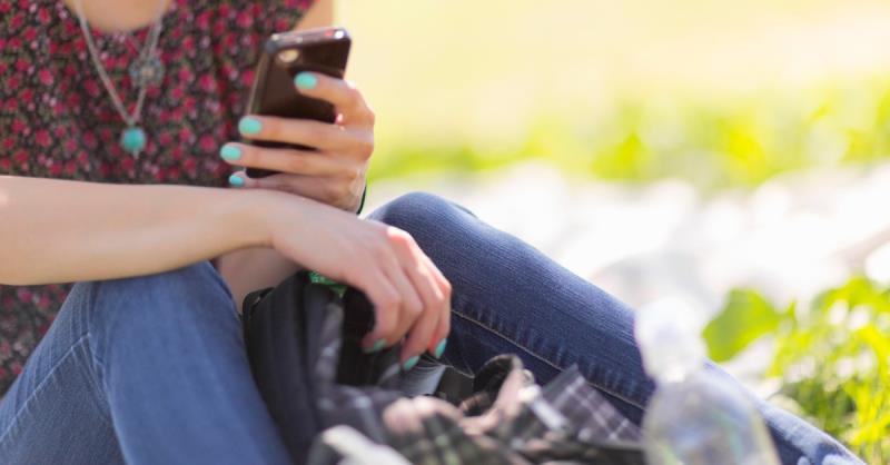 9 free apps that'll help you reach (and keep) your New Year's resolutions